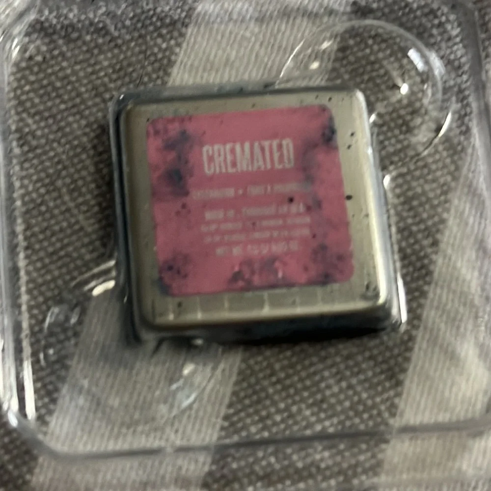 ♥️ 3/$12 Jeffree Star eyeshadow single in Cremated - Picture 4 of 4